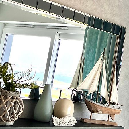 Stunning Sea Views, Luxury Apartment Beaches & Restaurants Are A Short Walk Away New Quay Esterno foto