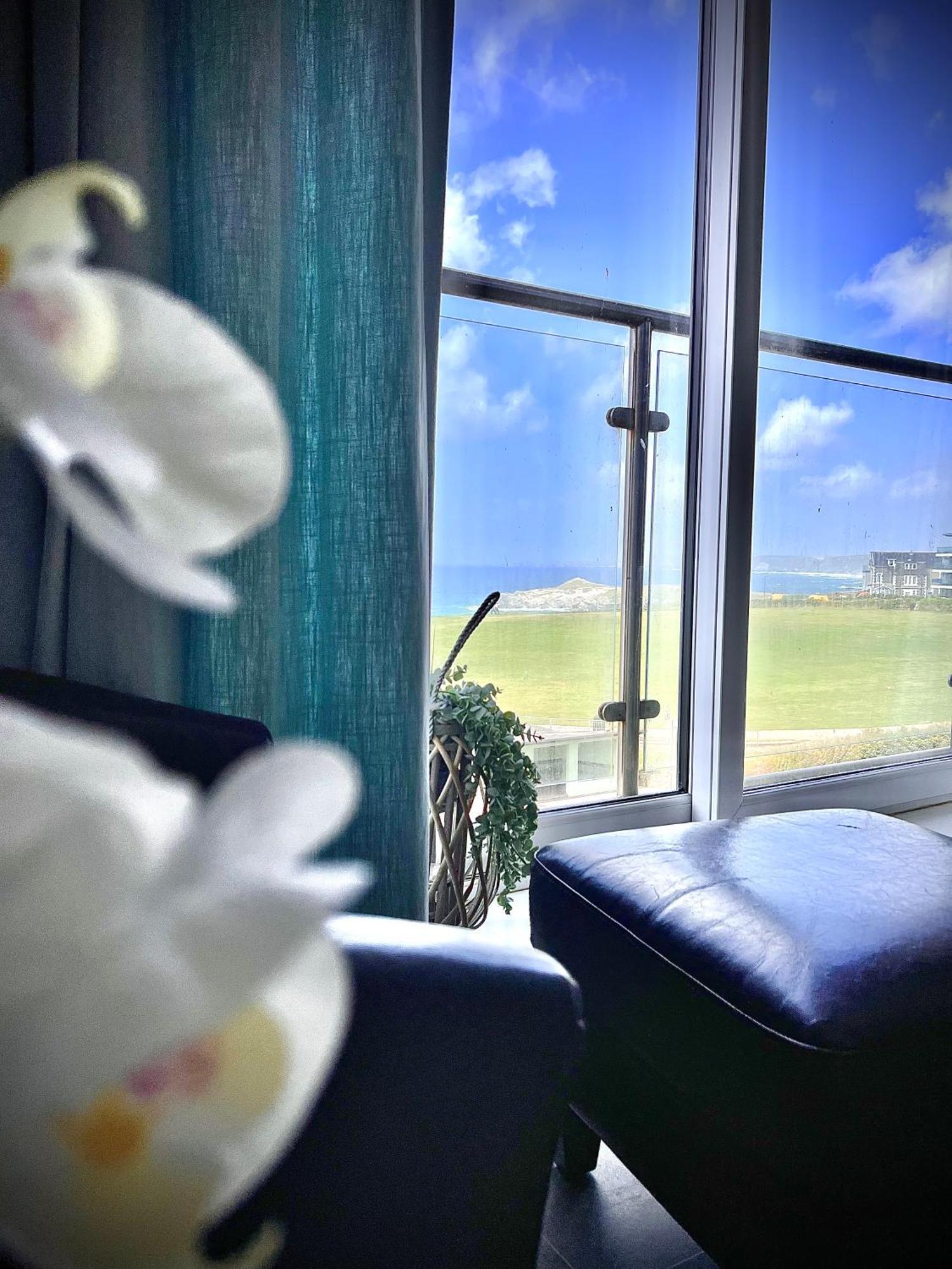 Stunning Sea Views, Luxury Apartment Beaches & Restaurants Are A Short Walk Away New Quay Esterno foto